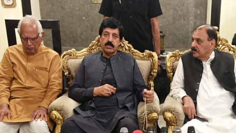 کامیاب سفارت کاری کا کریڈٹ صدر، وزیر اعظم اور عسکری قیادت کو جاتا ہے: گورنر پنجاب