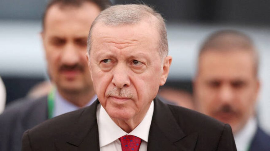 Erdogan warns Israel any strike on Iran, Lebanon will be treated as attack on Turkiye