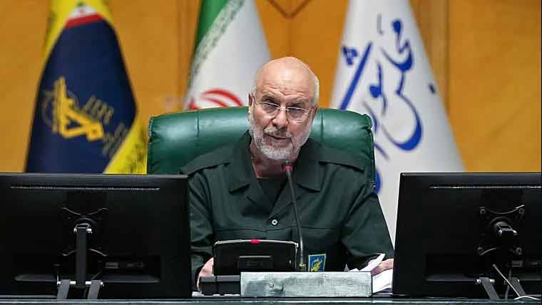 امریکا فیصلہ کرے ایران کا اعتماد جیتنے کیلئے تیار ہے یا نہیں: باقر قالیباف