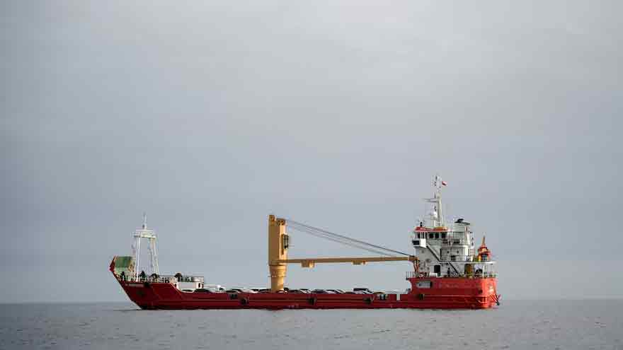 US prepares to blockade Iran, IRGC warns of decisive response 