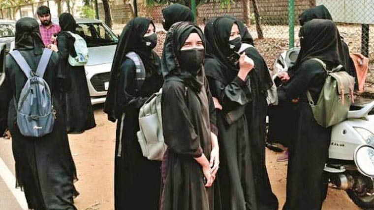 امتحانی مراکز میں طالبات کے برقعے نہیں اتروائے جائیں گے، چیئرمین میٹرک بورڈ