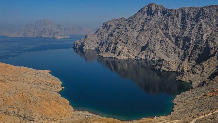 آبنائے ہرمز پر ایران کا کنٹرول، راستہ کھلا، سٹریٹجک شراکت داری جاری رکھیں گے: چین