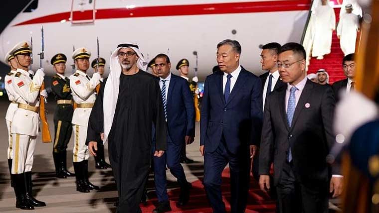 ابوظہبی کے ولی عہد سرکاری دورے پر بیجنگ پہنچ گئے