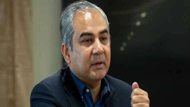 پاکستان سے 100 ارب ڈالرز باہر گئے، تاجر30 فیصد ہی واپس لے آئیں: محسن نقوی