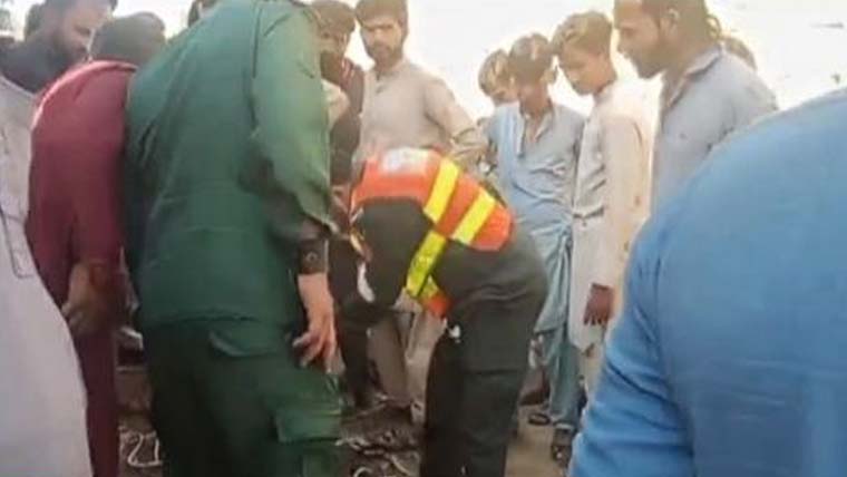 کنویں کی صفائی کے دوران پاؤں پھسل کر گرنے سے مزدور جاں بحق