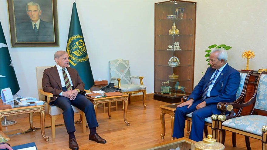 Governor Sindh praises PM Shehbaz's efforts for regional peace