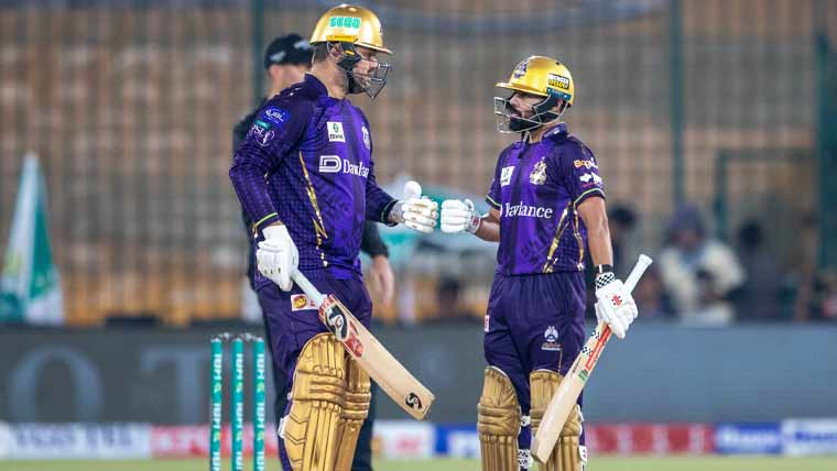 پی ایس ایل 11: گلیڈی ایٹرز کا پشاور زلمی کو 155 رنز کا ہدف