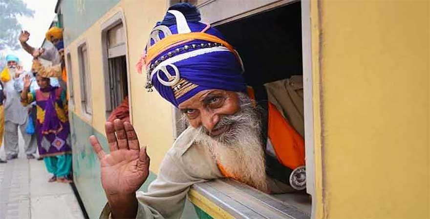 Sikh pilgrims reach Kartarpur for Baisakhi celebrations