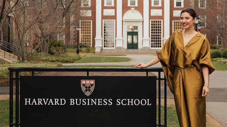 ماہرہ خان کی ہارورڈ پاکستان کانفرنس میں شرکت، ملک کا نام روشن