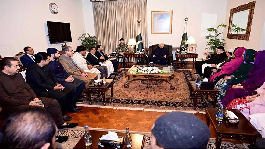 President, parliamentarians from Balochistan discuss political situation