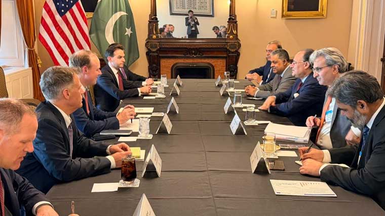 معاشی سفارتکاری تیز: جائیکا اور اے آئی آئی بی کے ساتھ تعاون میں پیش رفت