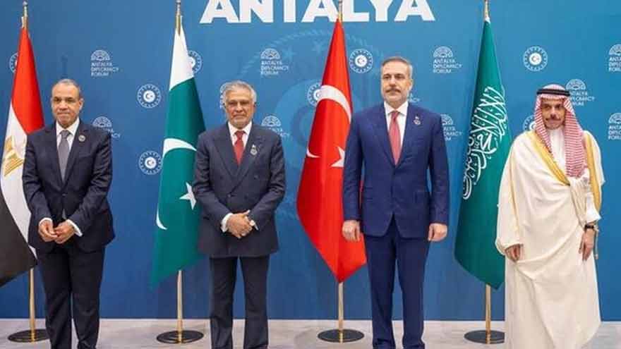 Four-nation meeting in Antalya supports mediation efforts