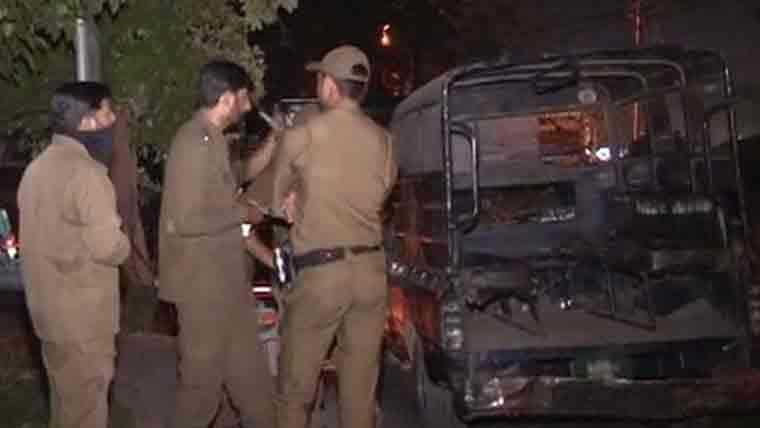 مانگا منڈی میں مبینہ پولیس مقابلے میں ڈاکو ہلاک، اہلکار زخمی