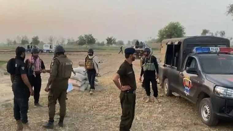 پنجاب کے کچہ میں پولیس اور سکیورٹی اداروں کی کارروائی، خطرناک ڈاکو نے سرنڈر کردیا