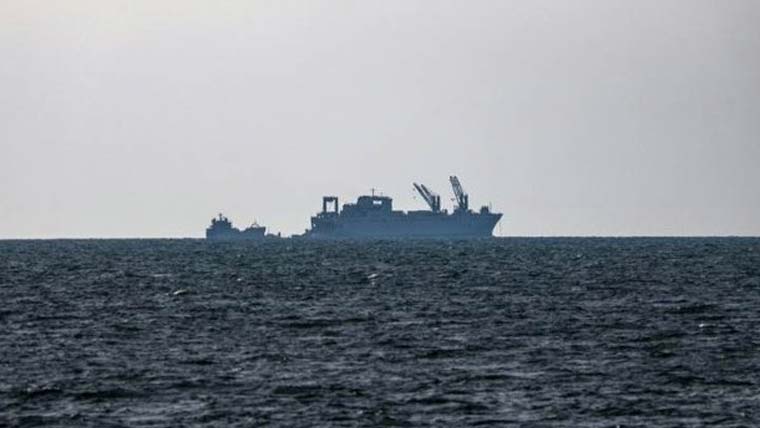 ایرانی فورسز نے امریکی بحری جہازوں پر ڈرون سے حملہ کیا ہے، ایرانی ملٹری کمانڈ