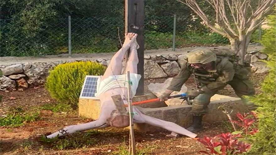 Israel condemns soldier's desecration of crucifix in south Lebanon