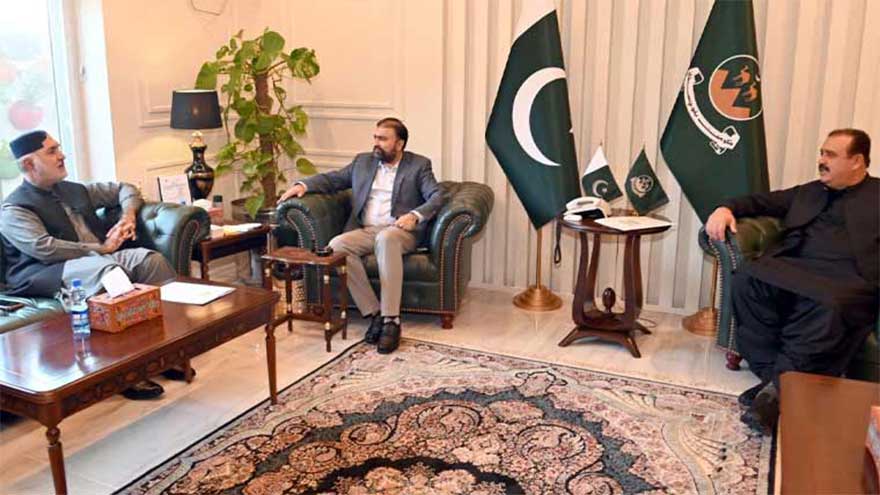 Parliamentarians from Balochistan meet CM Bugti