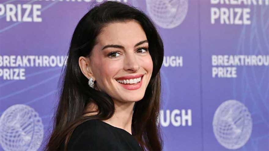 Anne Hathaway named world's most beautiful woman