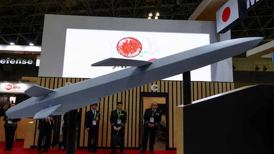 Japan opens door to global arms market with overhaul of defence export rules