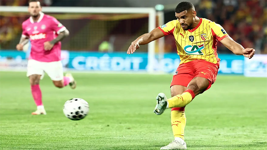 Lens sweep past Toulouse to reach French Cup final