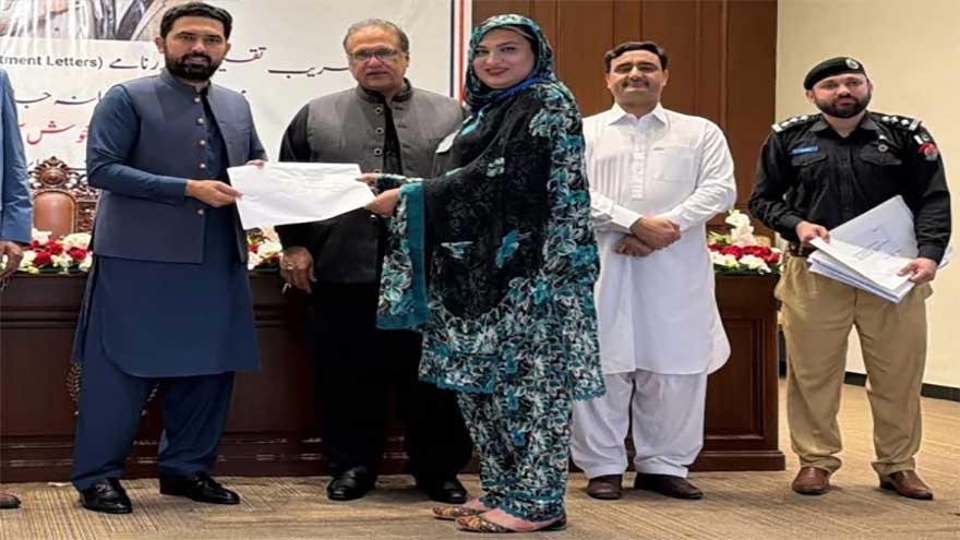 Transgender person appointed to Peshawar prison police for the first time