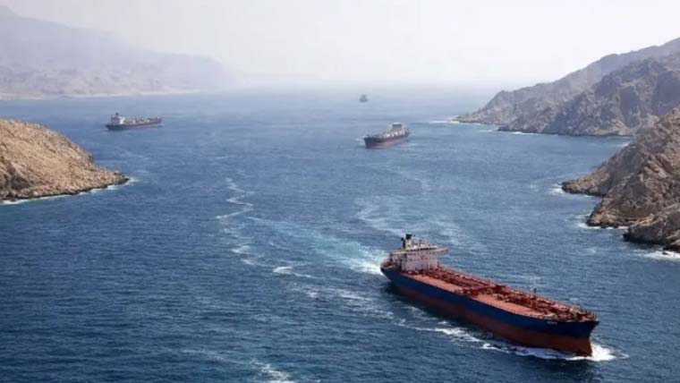 ایران نے روس سمیت دوست ممالک کو آبنائے ہرمز ٹرانزٹ فیس سے استثنیٰ دے دیا