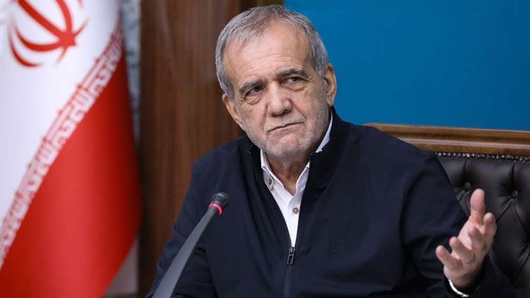 دھمکیوں اور ناکہ بندی کے دوران جبری مذاکرات میں شامل نہیں ہوں گے: ایرانی صدر