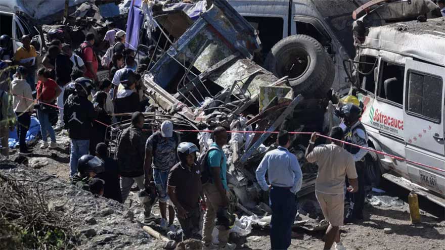 Bomb attack on Colombia highway kills 14 ahead of election