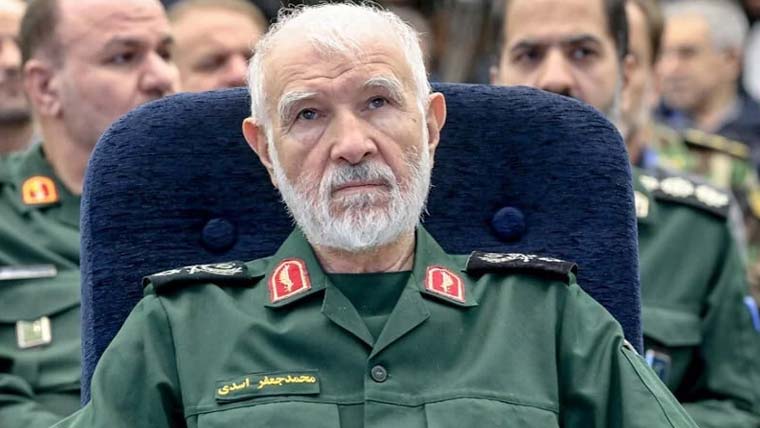 آبنائے ہرمز سے متعلق امریکا کو رائے دینے کا حق نہیں، ایرانی کمانڈر جعفر اسدی