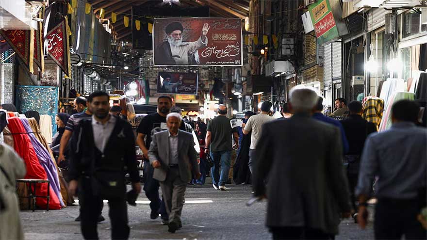 Trump says Iran can phone if it wants to talk; Iranian minister heads to Russia