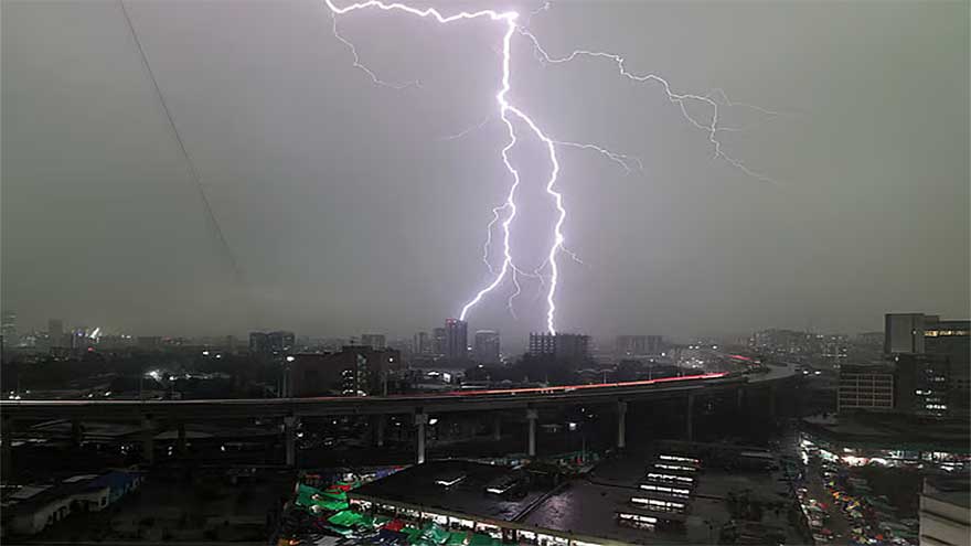 Lightning strikes kill 14 as Bangladesh lashed by seasonal storms