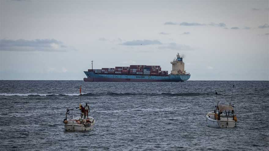 Suspected pirates steer cargo vessel towards Somalia, security groups say