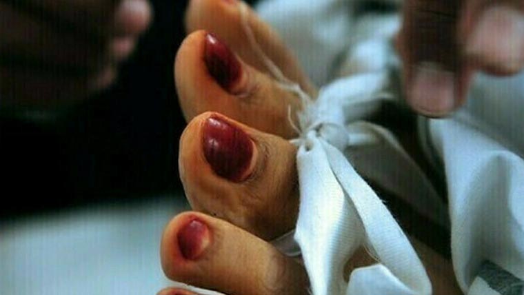 لاڑکانہ میں گھریلو تنازع پر شوہر نے کلہاڑی کے وار کرکے بیوی قتل کردی