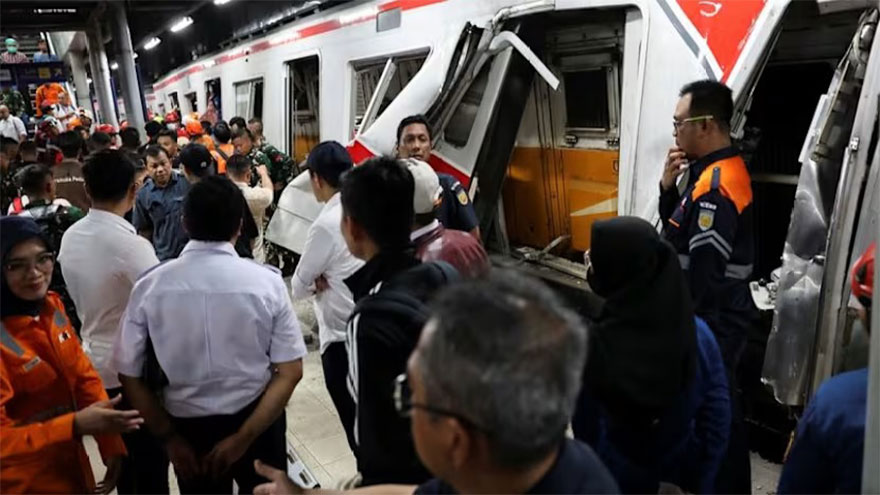 Trains collide near Jakarta, killing seven, injuring dozens