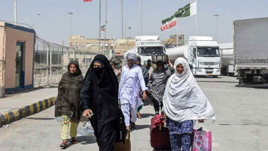 12 more Pakistanis return home from Iran