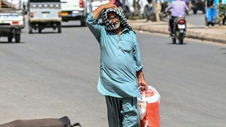 آج ملک کے بیشتر علاقوں میں موسم شدید گرم اور خشک رہنے کا امکان