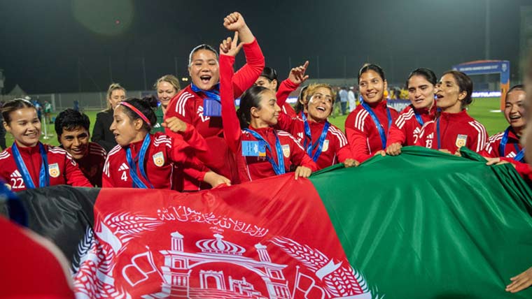 افغان مہاجرین پر مشتمل ویمنز ٹیم کو عالمی مقابلوں میں شرکت کی اجازت مل گئی