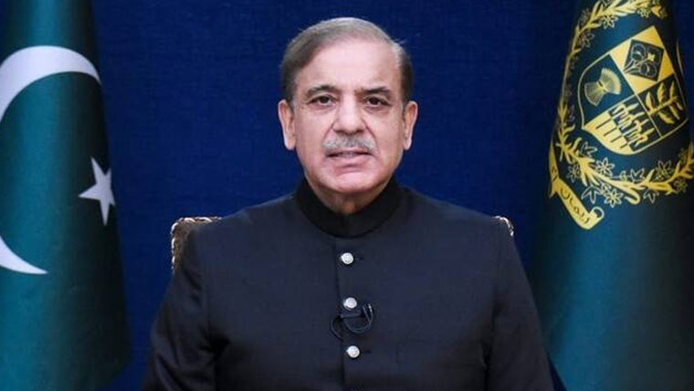 موٹر سائیکل سواروں، پبلک و گڈز ٹرانسپورٹ کیلئے سبسڈی میں ایک ماہ کی توسیع کردی گئی