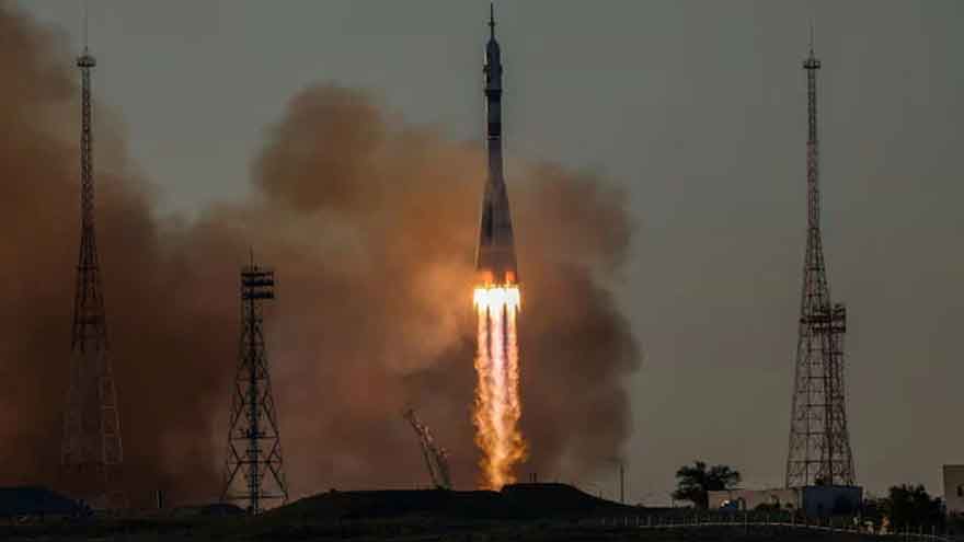 Russia pounds Kyiv with missiles, killing at least three