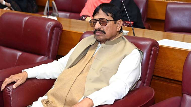 مسلم لیگ ن کے  رکن قومی اسمبلی ملک محمد اقبال چنڑ انتقال کرگئے