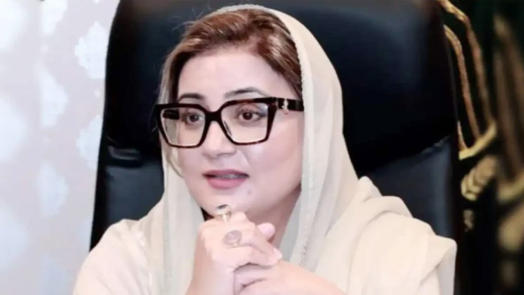 کراچی کی ترقی اور ٹرانسپورٹ اب ڈراموں میں استعمال ہو رہی ہے: عظمیٰ بخاری کا طنز
