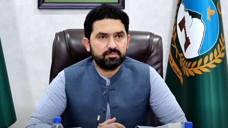 خیبرپختونخوا میں ڈیجیٹل تعلیمی انقلاب، 2 برس میں شرح خواندگی 35 فیصد بڑھانے کا ہدف