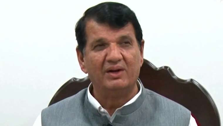 مسئلہ کشمیر کے حل کیلئے اقوام متحدہ کی قراردادوں پر عملدرآمد ناگزیر: امیر مقام