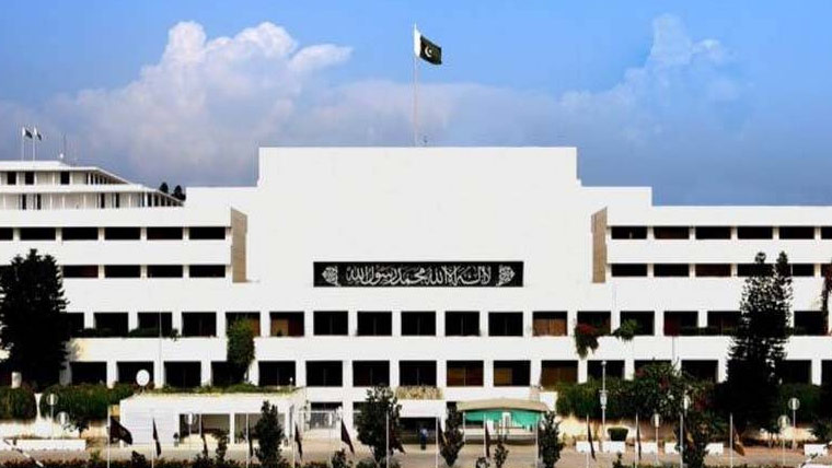 شہرِ اقتدار میں ہلچل کیوں؟