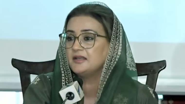 فیک نیوز کی روک تھام ناگزیر، صحافت ذمہ دارانہ پیشہ ہے: عظمیٰ بخاری