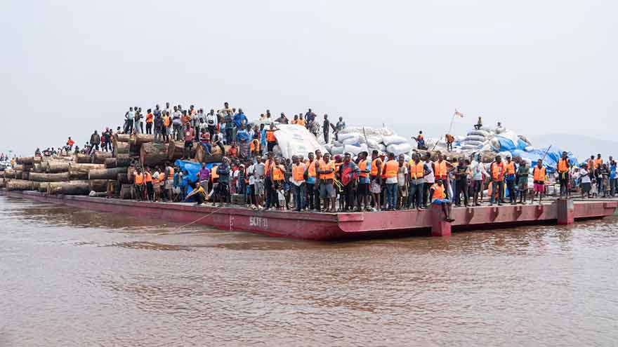 Congo tests passengers after boat that carried suspected Ebola case intercepted near Kinshasa