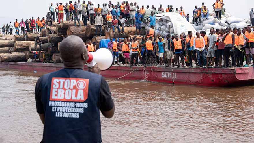 Seven passengers on boat intercepted near Kinshasa test negative for Ebola