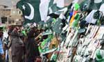 جشن آزادی قریب آتے ہی بازاروں میں سبز ہلالی پرچموں کی بہار