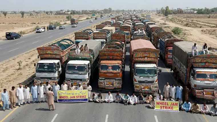 حکومت اور گڈز ٹرانسپورٹرز میں مذاکرات ناکام، ہڑتال جاری رکھنے کا اعلان
