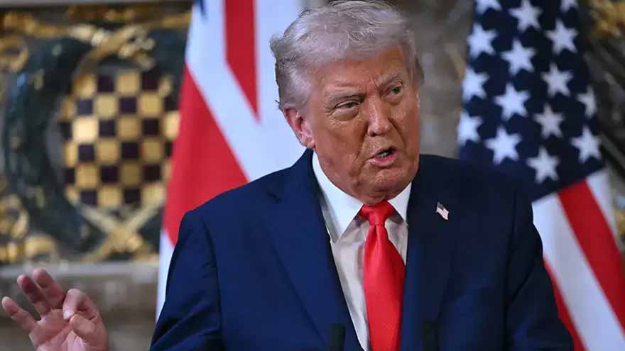 Trump says his plane faced 'greater risk' in secret flight change